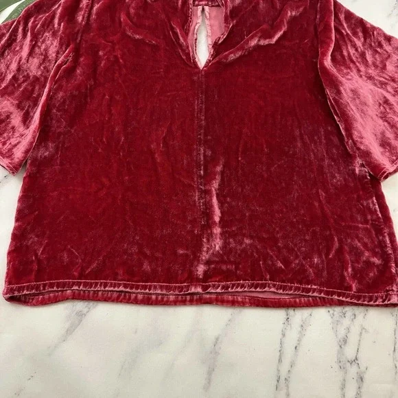 J Brand Velvet Key Hole Blouse Top Size S Red Flutter Sleeve High Neck - Picture 12 of 12
